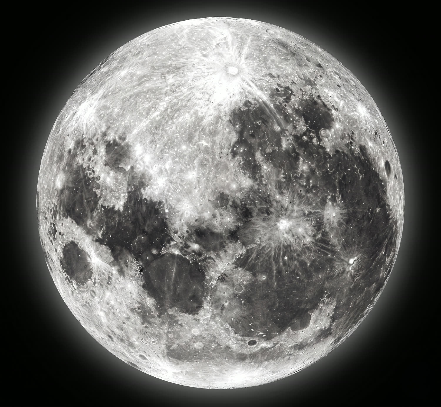 Fotografía de la luna llena en primer plano